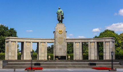 Sowjetisches Ehrenmal Tiergarten Sowjetisches Ehrenmal Tiergarten