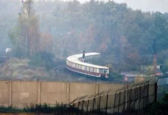 »Kalter Krieg auf Schienen« – die S-Bahn der Deutschen Reichsbahn in West-Berlin 1961–1989