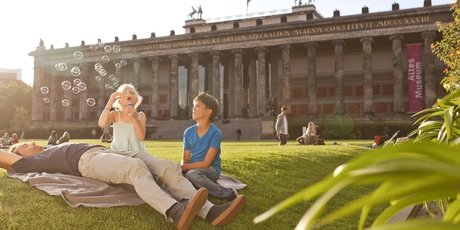 Family in Berlin-Museum Island Family in Berlin-Museum Island