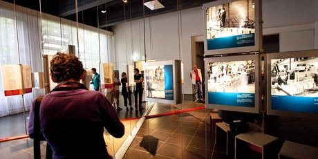 Ausstellung in der Berliner Mauer Gedenkstätte Gedenkstätte Berliner Mauer