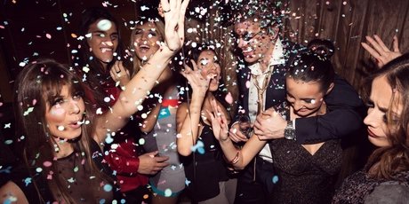 Nachtleben Enjoying their night out