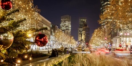 Kurfürstendamm in winter glow The festively decorated Kurfürstendamm in Berlin