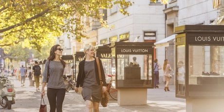 Shopping at Kurfürstendamm Kurfürstendamm: Shopping in Berlin