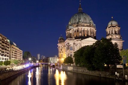 Night Spree Cruise through Berlin Night Spree Cruise through Berlin