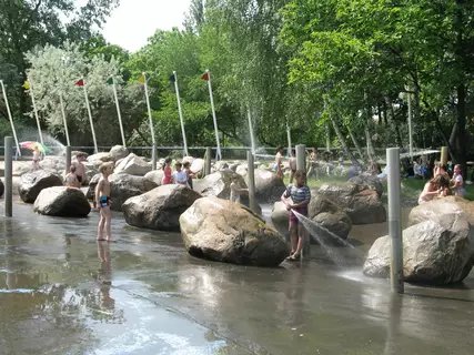 Wasserspielplatz Britzer Garten Britzer Garten