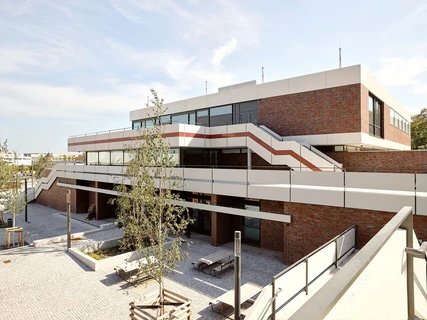 THE MINSK arthouse in Potsdam with forecourt THE MINSK arthouse in Potsdam with forecourt