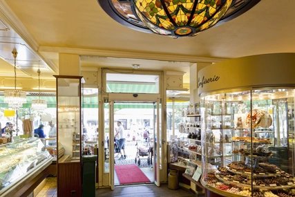 Eingang der Konditorei Fester in Berlin Spandau Eingang der Konditorei Fester in Berlin Spandau