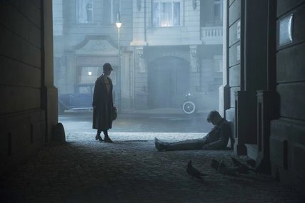 Charlotte Ritter (Liv Lisa Fries) und Gereon Rath (Volker Bruch) Babylon Berlin: Charlotte Ritter (Liv Lisa Fries) und Gereon Rath (Volker Bruch)