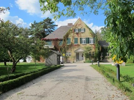 exterior view "Haus am Waldsee" The way to the "Haus am Waldsee"