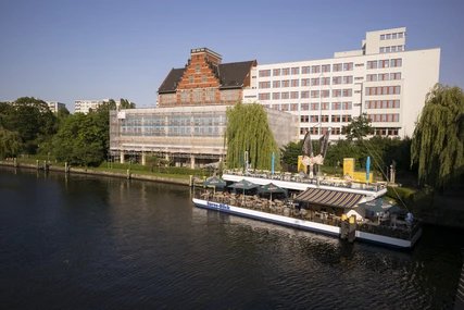 Hansa quarter in Berlin Restaurant ship Spreeblick in the Hansa quarter
