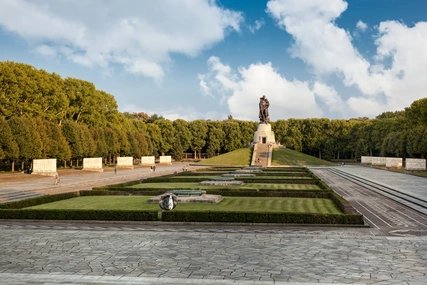 Sowjet Memorial Treptow Sowjet Memorial Treptow