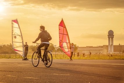 Neukoelln, Schillerkiez, Tempelhofer Feld