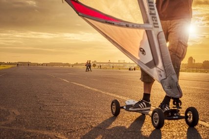 Kite Landboarding at Tempelhofer Feld Kite Landboarding at Tempelhofer Feld