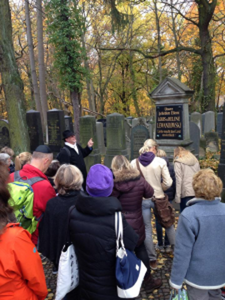 Veranstaltungen in Berlin: Von Aschrott bis Ury – Der jüdische Friedhof Weißensee