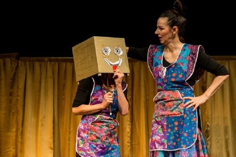 Kinder- und Familientheater Coq au Vin: Die fabelhafte Zauberwelt von Polly und Dolly