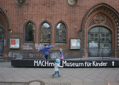 MACH MIT MUSEUM Fassade