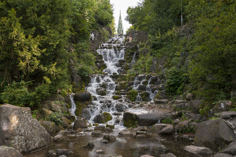 Wasserfall im Viktoriapark