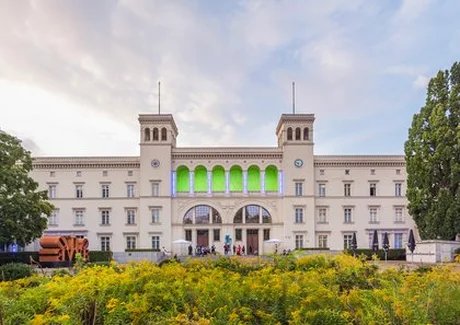 Hamburger Bahnhof – Nationalgalerie der Gegenwart Hamburger Bahnhof – Nationalgalerie der Gegenwart
