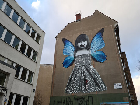 in Top street 11 art icons Berlin