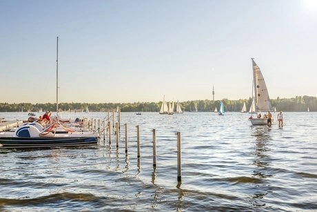 Wassersportcenter Berlin: Boats on lake Wannsee Wassersportcenter Berlin - Ideal for an excursion