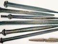 Schwerter und Lanze, Bronze. 9.-8. Jh. v. Chr., Stölln, Deutschland Schwerter und Lanze, Bronze. 9.-8. Jh. v. Chr., Stölln, Deutschland