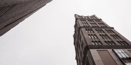 Borsigturm, Berlins erstes Hochhaus  Fassadendetail des Borsigturm in Berlin Tegel