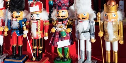 Nussknacker auf dem Weihnachtsmark Nussknacker auf dem Weihnachtsmarkt in Berlin