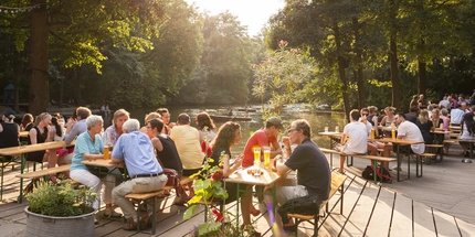 Beer garden Café am Neuen See Café am Neuen See: Beer garden in Berlin