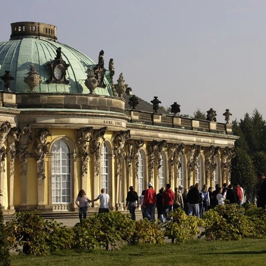 Schloss Sanssouci in Potsdam Schloss Sanssouci in Potsdam
