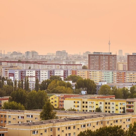 Ahrensfelde mountains in Marzahn-Hellersdorf Skyline of the Ahrensfelde mountains in Berlin Marzahn