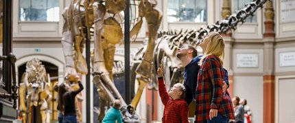 Museum für Naturkunde Berlin Familie im Museum für Naturkunde Berlin
