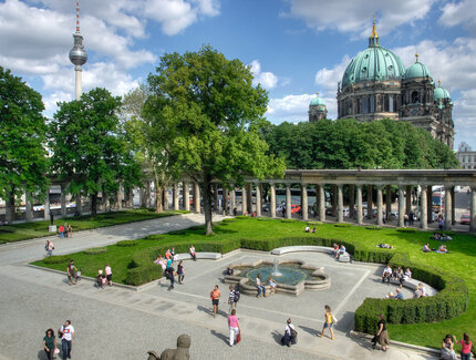 Kolonnadenhof, Museumsinsel Berlin