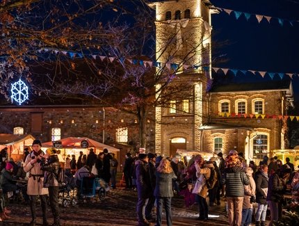 Nordische Märchenweihnacht auf Schloss & Gutshof Britz Nordische Märchenweihnacht auf Schloss & Gutshof Britz