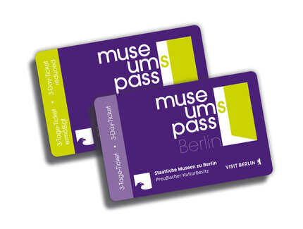 MuseumsPass 2022 Mock-up Erwachsene + Ermäßigt_neues visit-Logo