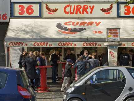 Exterior view of the snack stand "Curry 36" in Berlin