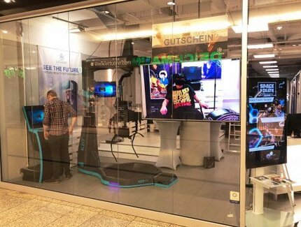 VR-Lounge Berlin : Vue à travers la vitrine
