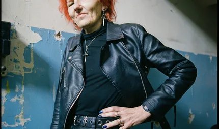 Fotografie von Vic Bakin aus der Serie „To Be Who We Want To Be“ (2021- ) Fotografie von Vic Bakin aus der Serie „To Be Who We Want To Be“ (2021- )