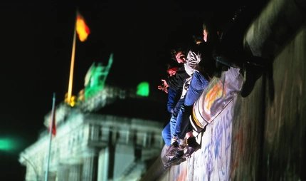 Fall der Berliner Mauer, Novembernacht 1989  Fall der Berliner Mauer, Novembernacht 1989
