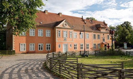 Domäne Dahlem Domaene-Dahlem-aussen