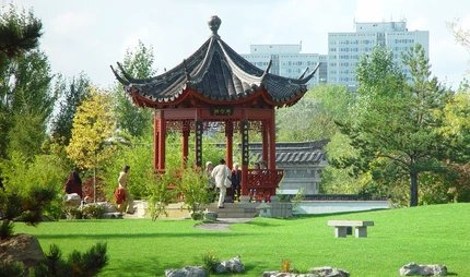 Gardens of the World/ IGA Berlin 2017 Gardens of the World/ IGA Berlin 2017. In the background: Marzahn