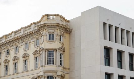 Süd- und Ostfassade des Humboldt Forum moderne und barocke Elemente des Humboldt Forum Berlin