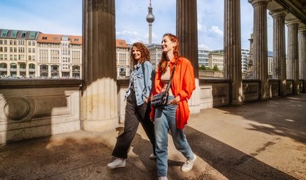 Colonnades on the Museum Island Kolonnadenhof