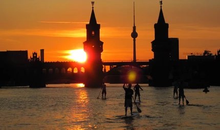 Stand Up Paddling on the river Spree Stand Up Paddling on the river Spree