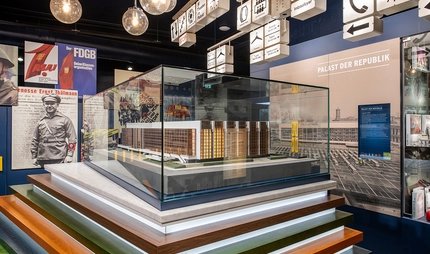 Modell des Palast der Republik im DDR Museum