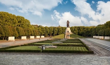 Sowjet Memorial Treptow Sowjet Memorial Treptow