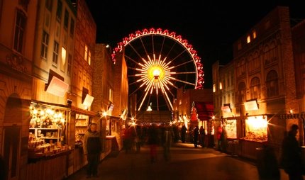 Weihnachtsmarkt am Roten Rathaus