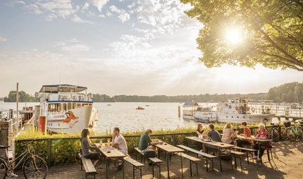Greenwichpromenade am Tegeler See Tegeler See